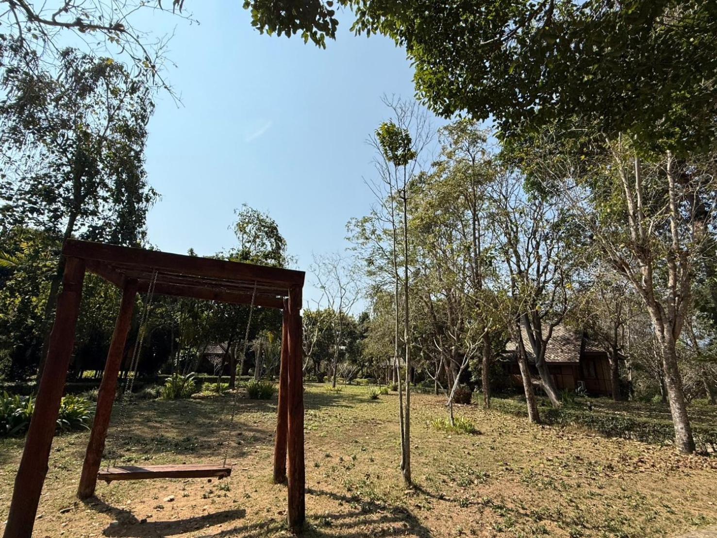 โรงแรมบ้านกระทิง